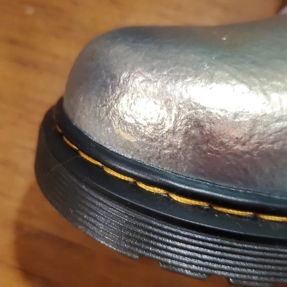 NWT Dr Martens Crinkle Leather Rainbow Holographic 1460J Boots - Picture 8 of 14